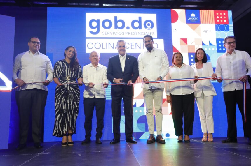 Presidente Luis Abinader inaugura un nuevo Punto GOB en Santo Domingo Norte