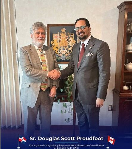 El Embajador Bartolomé Pujals realizó una visita de cortesía al Sr. Douglas Scott Proudfoot, Encargado de Negocios y Representante Alterno de Canadá ante el Consejo de la OACI.