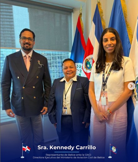 Para concluir la agenda de trabajo semanal, el Embajador Bartolomé Pujals realizó una visita de cortesía a la Sra. Kennedy Carrillo, Representante de Belice ante la OACI y Directora Ejecutiva del Ministerio de Aviación Civil de Belice. 