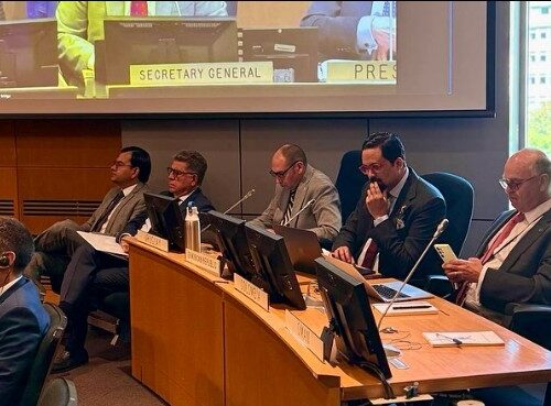 El embajador Pujals estuvo presente en la decimoséptima y última reunión del 235º período de sesiones del Consejo de la OACI