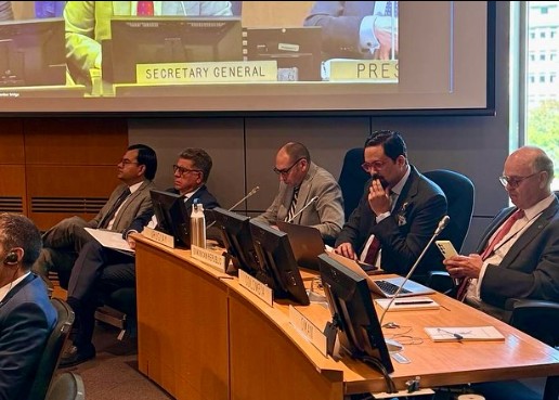 El embajador Pujals estuvo presente en la decimoséptima y última reunión del 235º período de sesiones del Consejo de la OACI