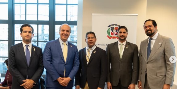 Agradecemos al Embajador de la República Dominicana en Canadá, José A. Blanco, por la gentil invitación al lanzamiento del Grupo Interparlamentario de Amistad Canadá–República Dominicana, un espacio clave para el fortalecimiento del diálogo y la cooperación entre ambas naciones.